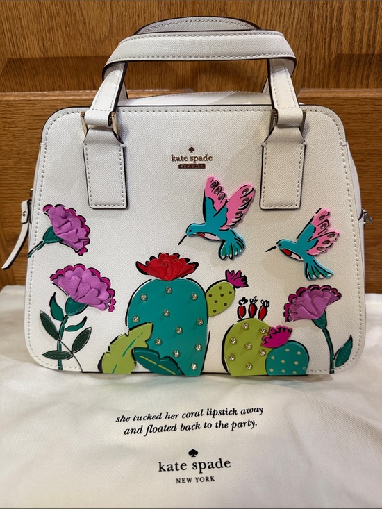 kate spade Handbags - kate spade White Leather Floral & Hummingbird Satchel Rare Bag